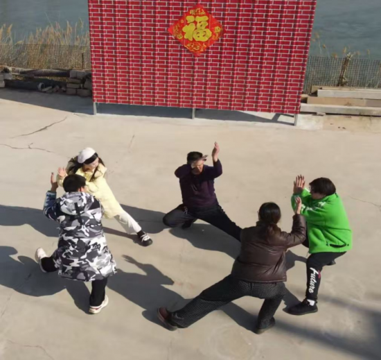 云图片